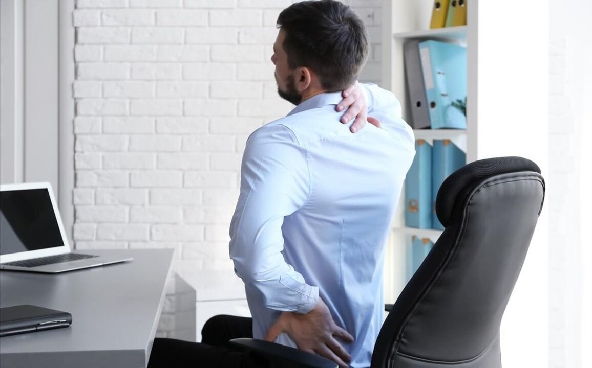 Rückenschmerzen beim Sitzen